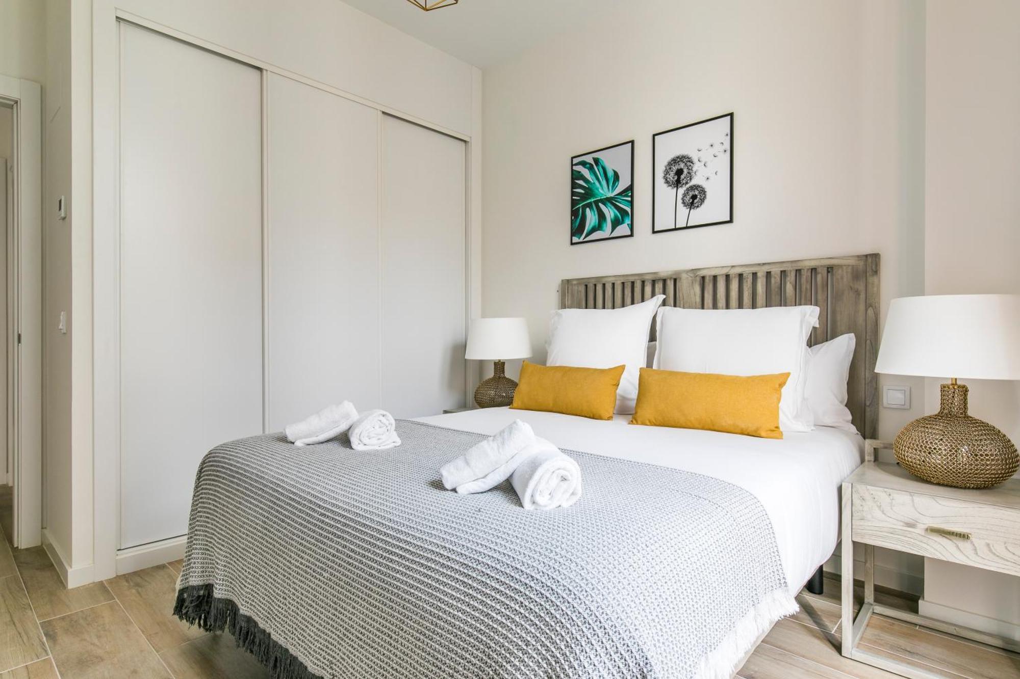 Feelathome Goya Apartments マドリード エクステリア 写真