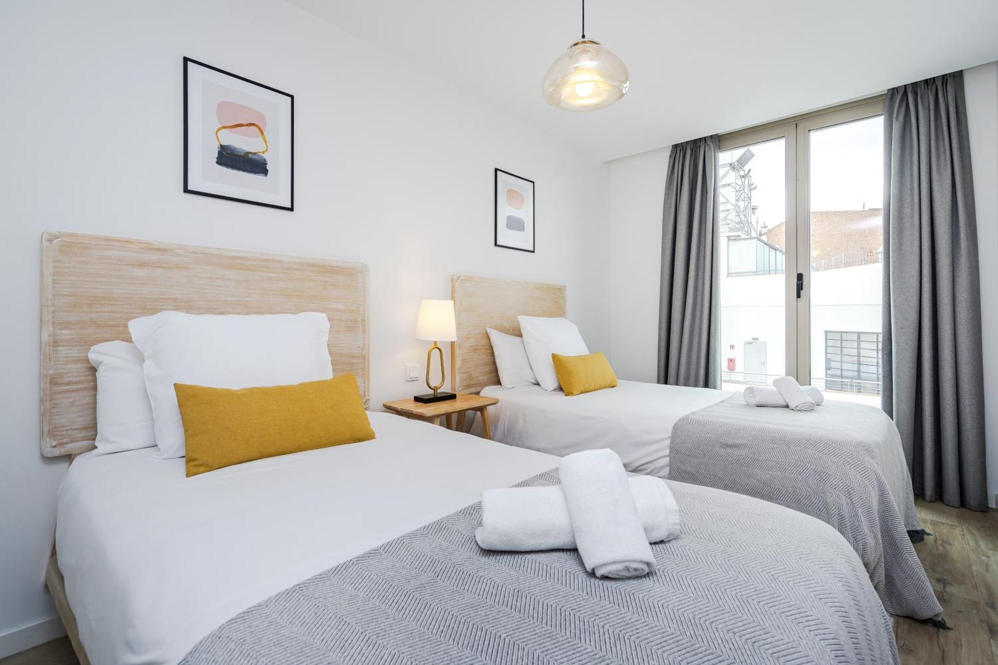 Feelathome Goya Apartments マドリード エクステリア 写真